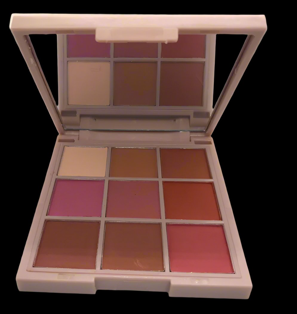 Earthy Blush Eyeshadow Palette – Warm Nudes & Rosy Tones
